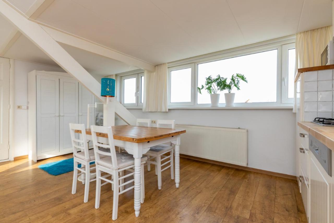 Welcome In - Bovenappartement - Zuidstraat 111A, เวชต์คาเปลเล ภายนอก รูปภาพ